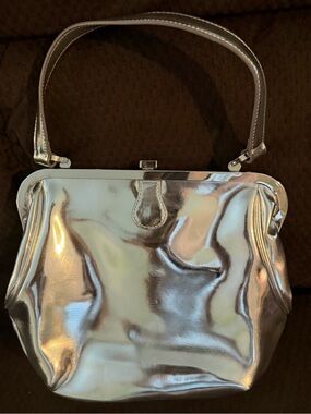 Mirror Silver Metallic Sassy Antonio Melani Frame-Top Handbag Vintage and rare
